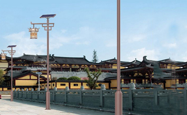 抗风型沙依巴克太阳能路灯：保障稳定照明不受风害